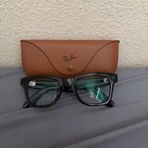 Ray-Ban Black Sunglasses with Tan Case